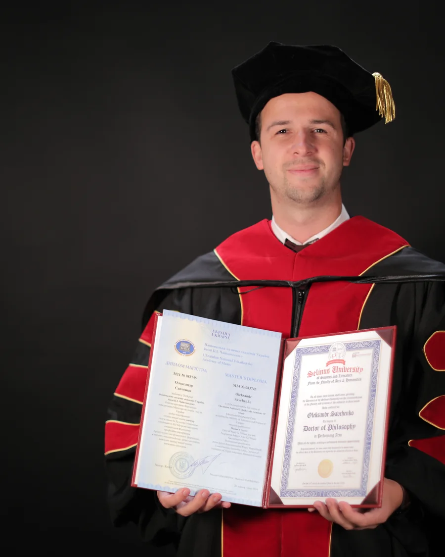 Александр Савченко с дипломом PhD в области музыкального искусства